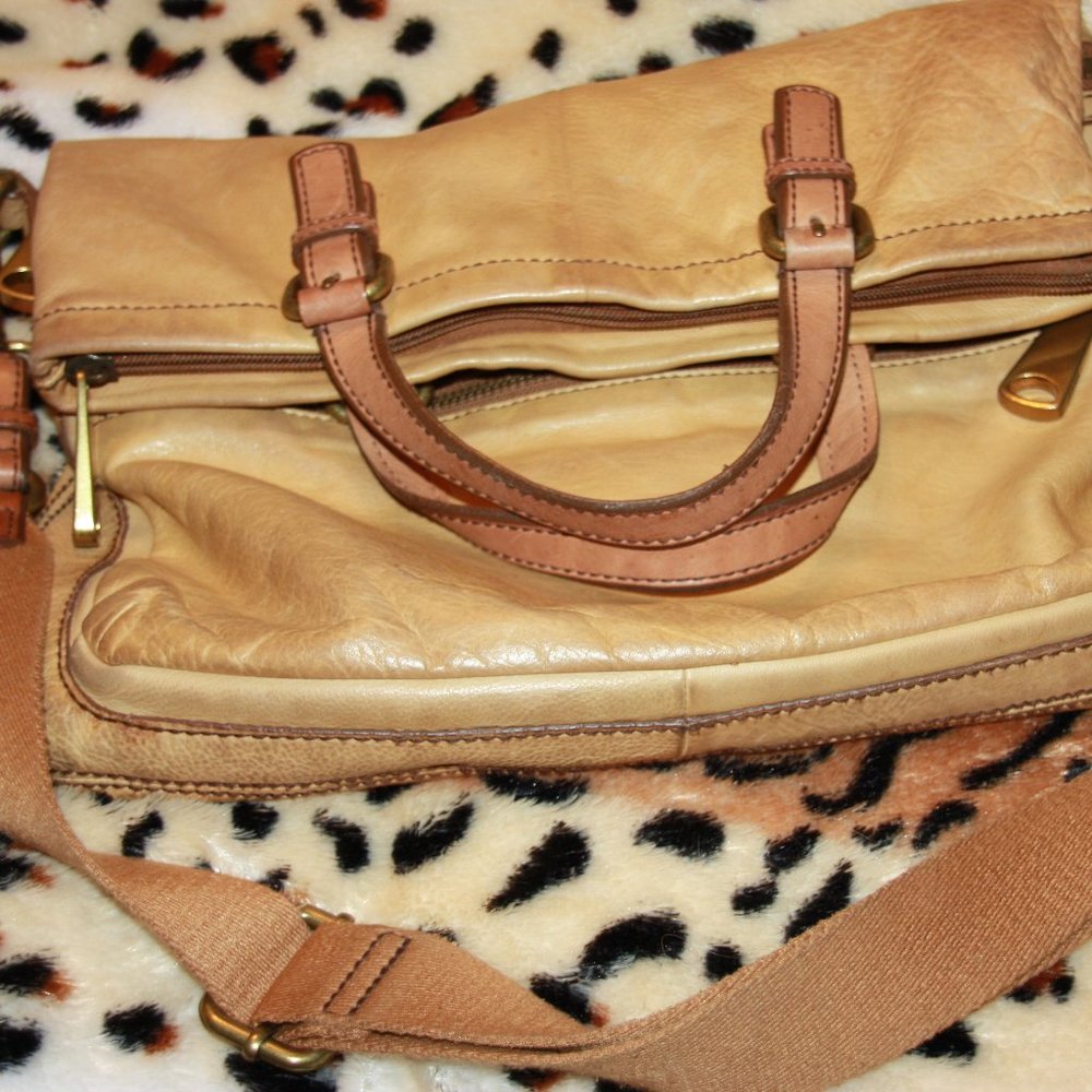 Fossil Explorer Leather Crossbody Tote Bag
